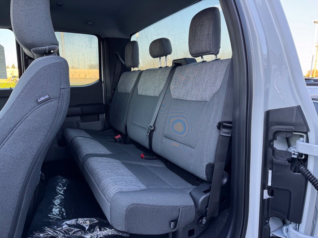 2027 Ford F-350SD XLT