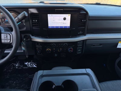 2027 Ford F-350SD XLT
