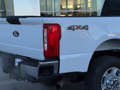 2027 Ford F-350SD XLT