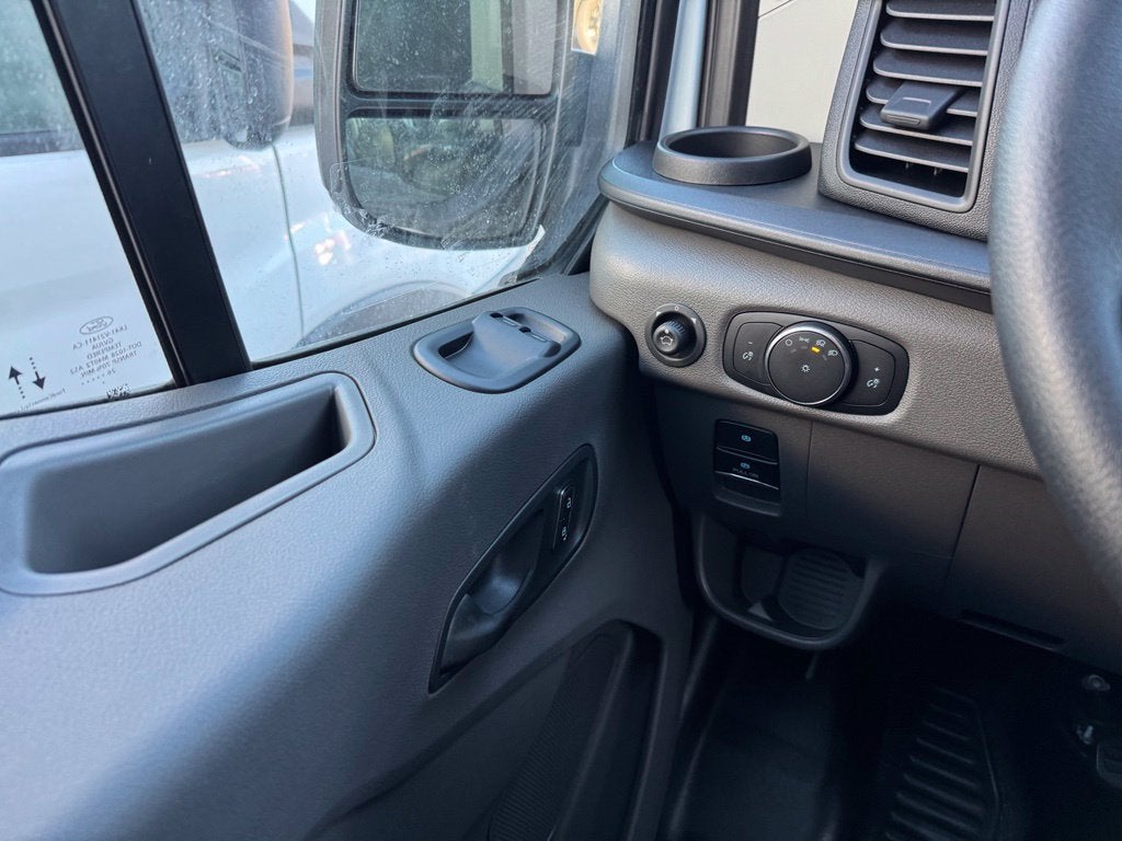 2027 Ford Transit-250 Base