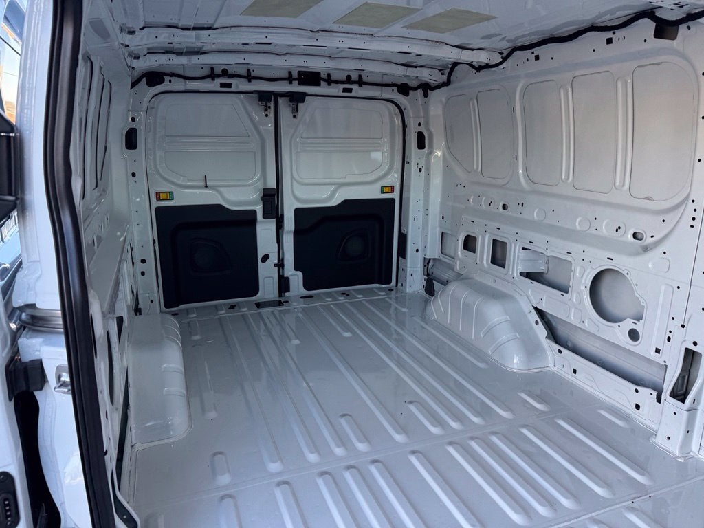2027 Ford Transit-250 Base
