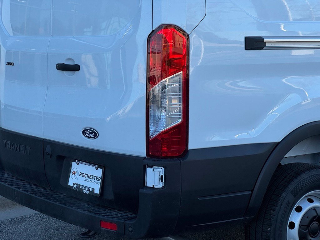 2027 Ford Transit-250 Base