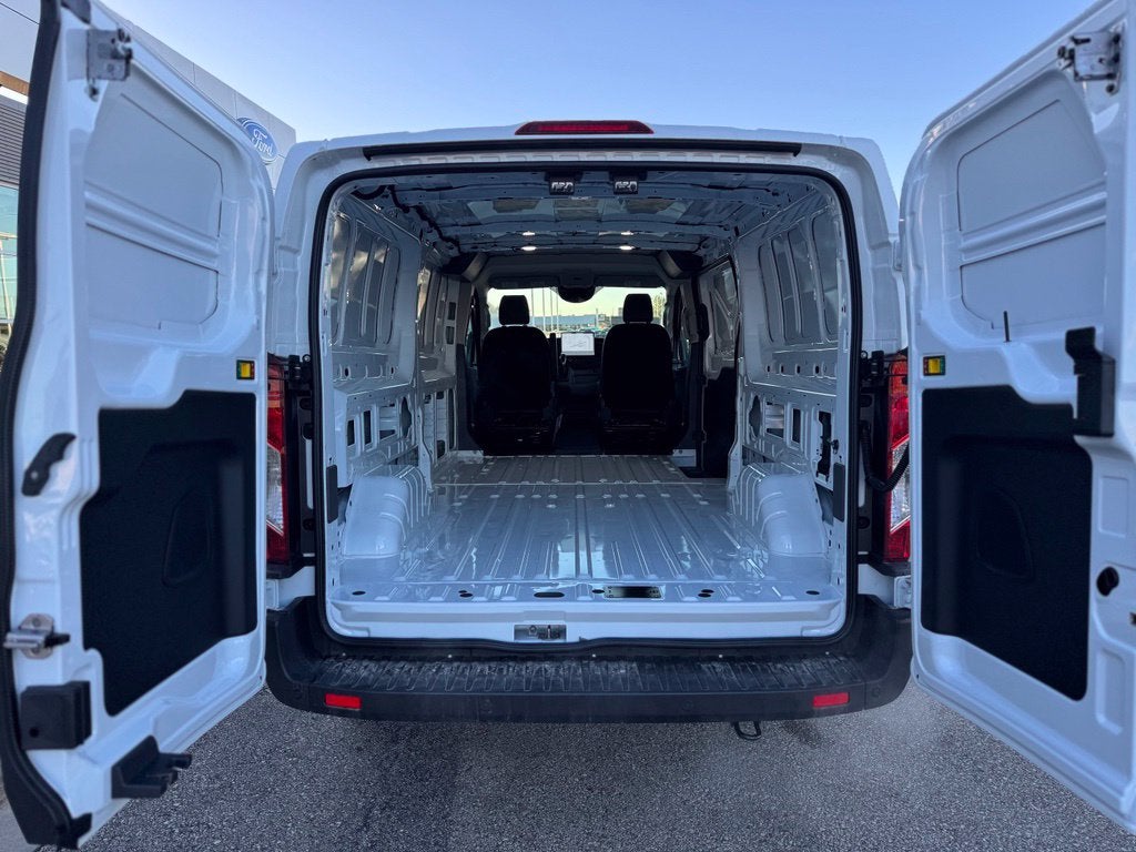 2027 Ford Transit-250 Base