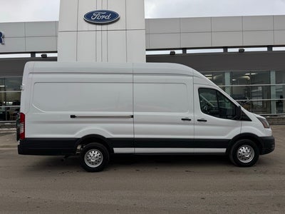 2023 Ford Transit-250 Base w/ 148" Wheelbase Extended + Rear Camera