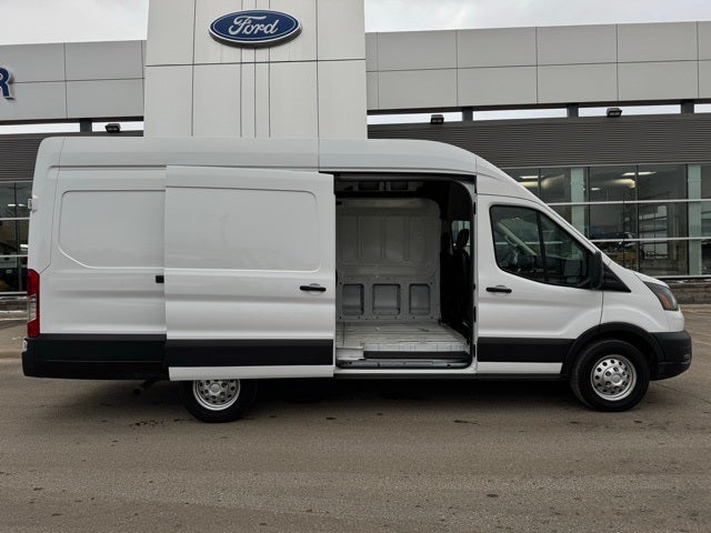 2023 Ford Transit-250 Base w/ 148" Wheelbase Extended + Rear Camera