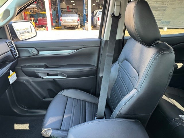 2025 Ford Ranger Lariat w/ Tow Pkg