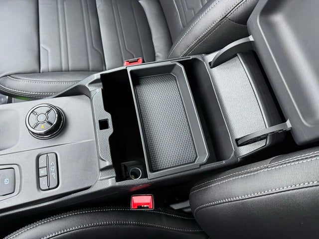 2025 Ford Ranger Lariat w/Chrome Pkg + Advanced Tow Pkg