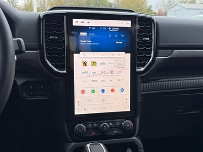 2025 Ford Ranger Lariat w/Chrome Pkg + Advanced Tow Pkg