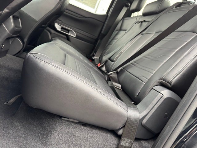 2025 Ford Ranger Lariat w/Chrome Pkg + Advanced Tow Pkg