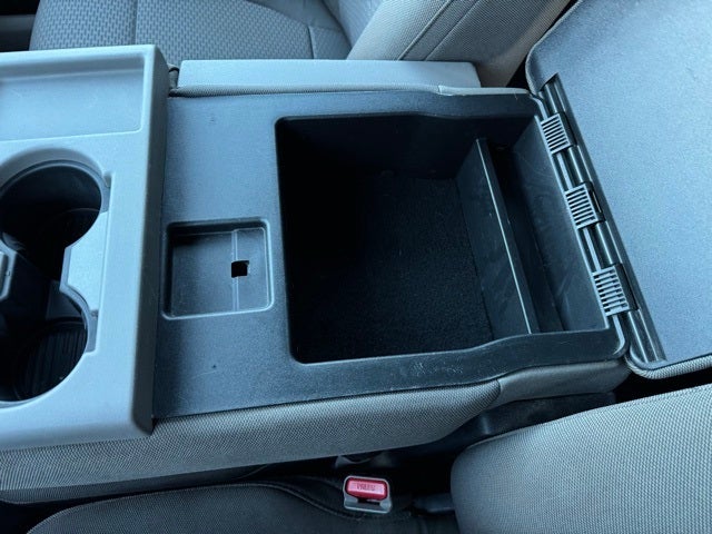 2017 Ford F-150 XLT w/ Navigation + Trailer Tow Package