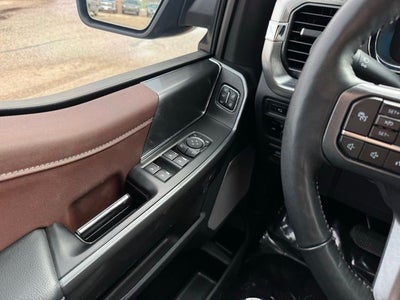 2023 Ford F-150 Lariat w/ Twin Panel Moonroof + Heated Steering Wheel