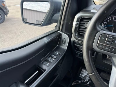2023 Ford F-150 XLT w/ Intelligent Access + Power Sliding Rear Window