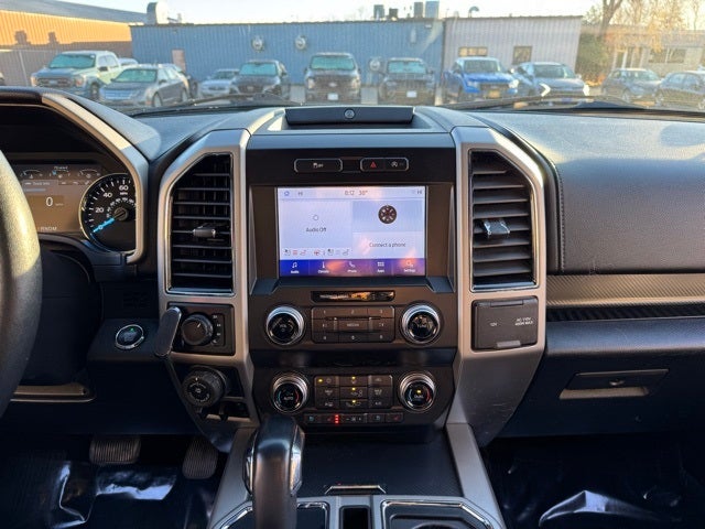2019 Ford F-150 Lariat w/ Heated Steering Wheel + Tow Package