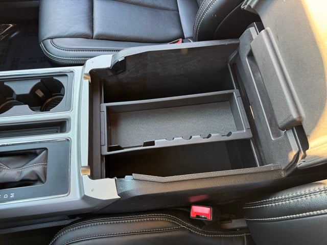 2019 Ford F-150 Lariat w/ Heated Steering Wheel + Tow Package