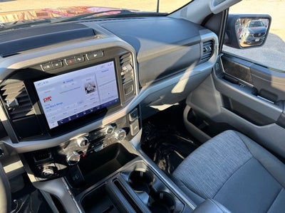 2023 Ford F-150 XLT w/ Intelligent Access + Front Bucket Seats