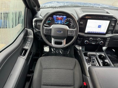 2023 Ford F-150 XLT w/ Power Slide Rear WIndow + Intelligent Access