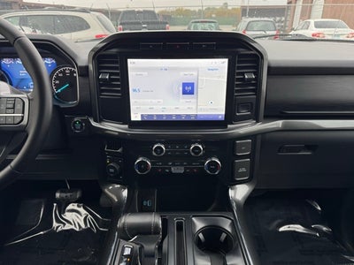 2023 Ford F-150 XLT w/ Power Slide Rear WIndow + Intelligent Access