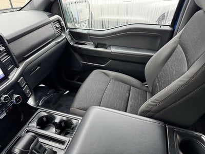 2023 Ford F-150 XLT w/ Power Slide Rear WIndow + Intelligent Access