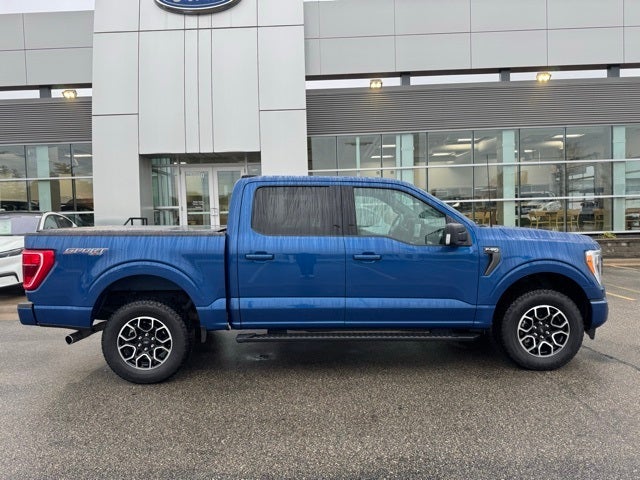 2023 Ford F-150 XLT w/ Power Slide Rear WIndow + Intelligent Access