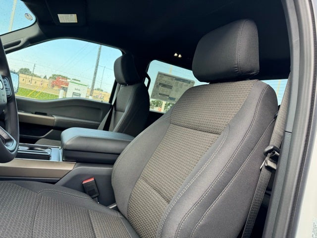 2025 Ford F-150 STX w/ Trailer Brake Controller