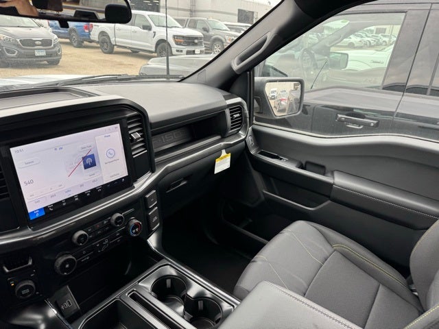 2025 Ford F-150 STX w/20" Gloss Black Wheels