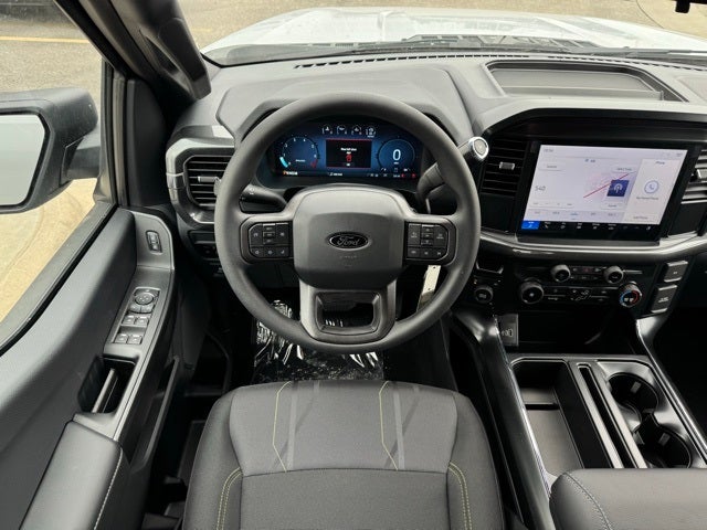 2025 Ford F-150 STX w/20" Gloss Black Wheels