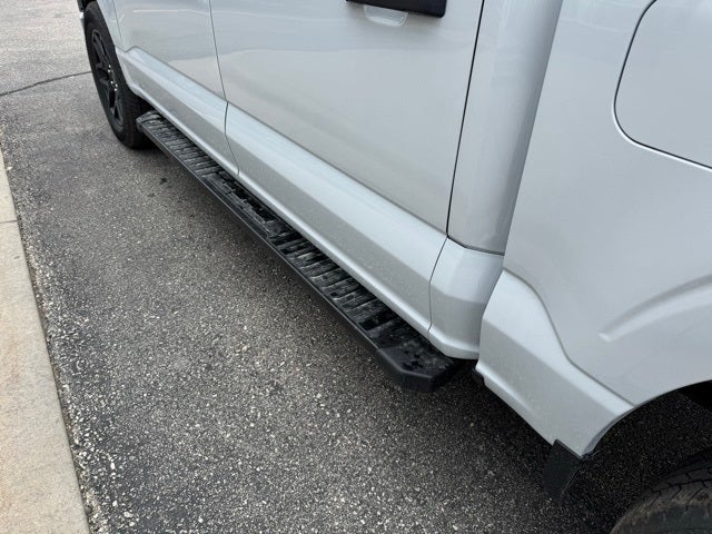 2025 Ford F-150 STX w/20" Gloss Black Wheels