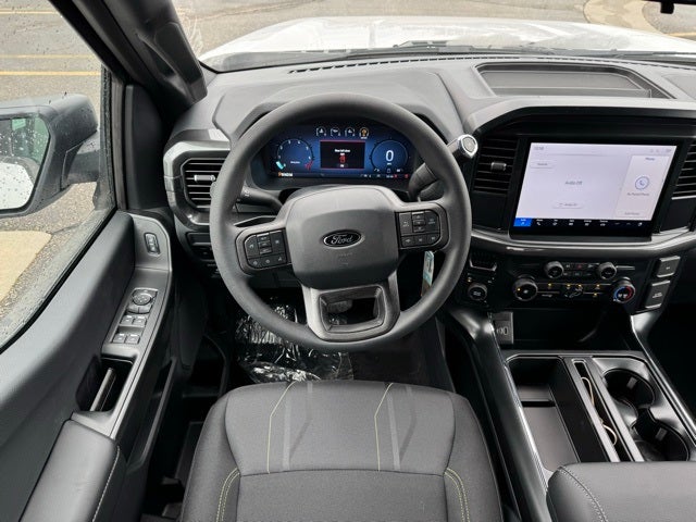 2025 Ford F-150 STX w/20" Gloss Black Wheels