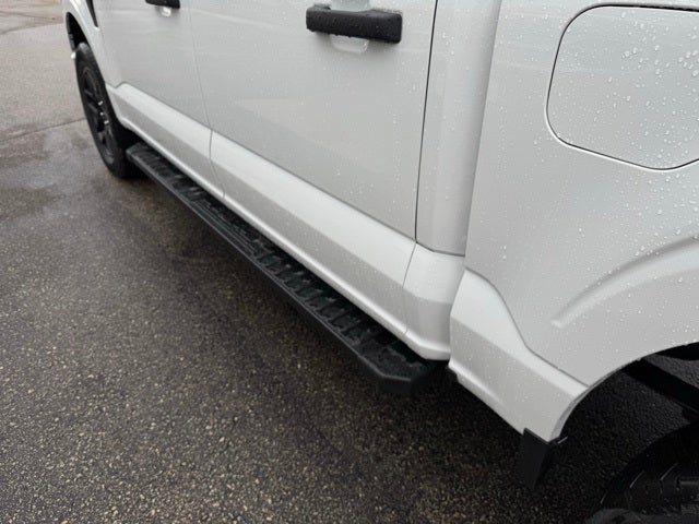 2025 Ford F-150 STX w/20" Gloss Black Wheels