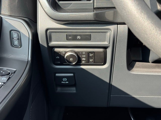 2025 Ford F-150 STX w/Black App Pkg