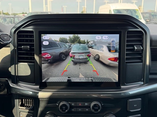 2025 Ford F-150 STX w/Black App Pkg