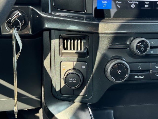 2025 Ford F-150 STX w/Black App Pkg