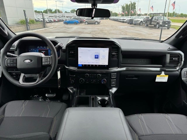 2025 Ford F-150 STX w/20" Gloss Black Wheels