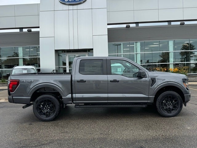 2025 Ford F-150 STX w/20" Gloss Black Wheels