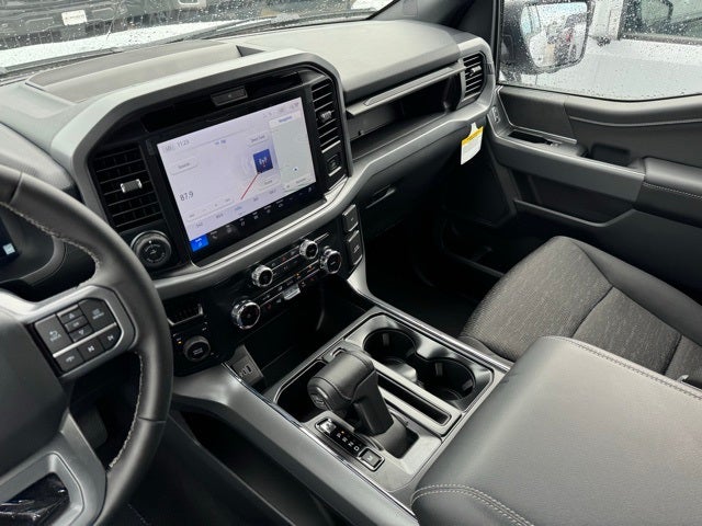 2025 Ford F-150 XLT w/ BlueCruise