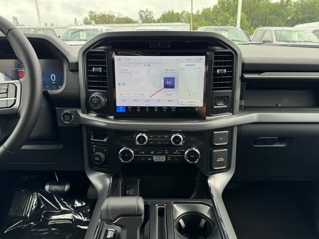 2025 Ford F-150 XLT w/ BlueCruise