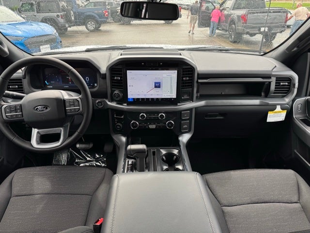 2025 Ford F-150 XLT w/ BlueCruise