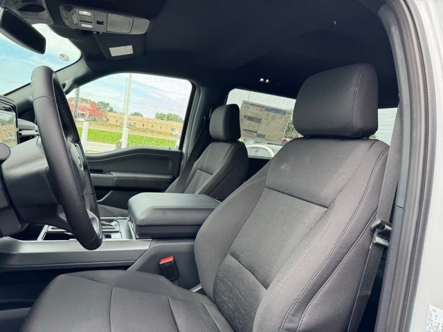 2025 Ford F-150 XLT w/ BlueCruise