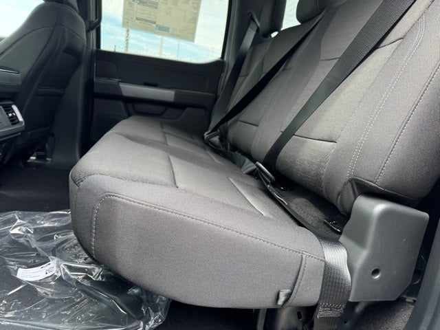 2025 Ford F-150 XLT w/ BlueCruise