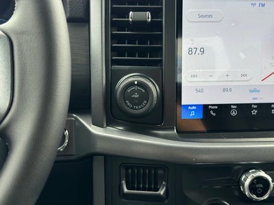 2025 Ford F-150 XLT w/ BlueCruise