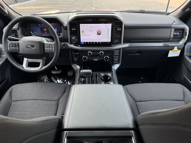 2026 Ford F-150 XLT w/Tailgate Step
