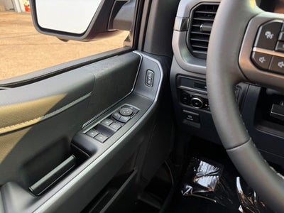 2026 Ford F-150 XLT w/Tailgate Step