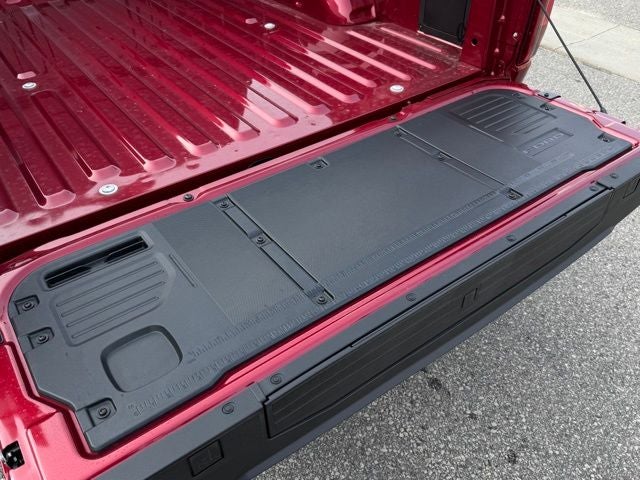 2026 Ford F-150 XLT w/Tailgate Step