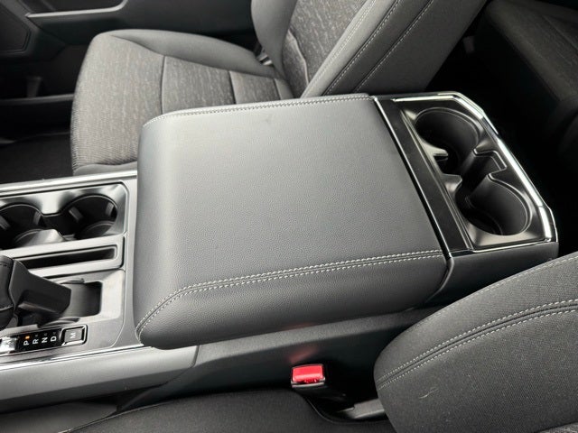 2025 Ford F-150 XLT w/Tailgate Step + 1 Year Bluecruise