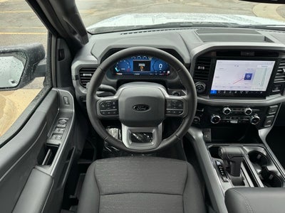 2025 Ford F-150 XLT w/Tailgate Step + 1 Year Bluecruise