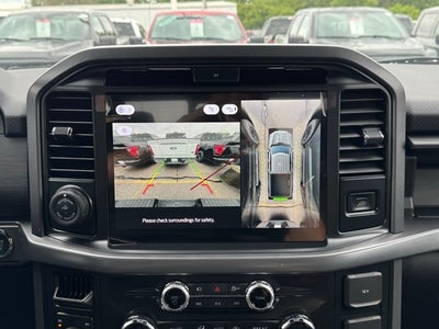 2025 Ford F-150 XLT w/Tailgate Step + 1 Year Bluecruise