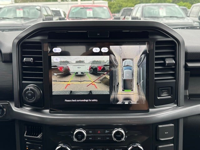 2025 Ford F-150 XLT w/Tailgate Step + 1 Year Bluecruise