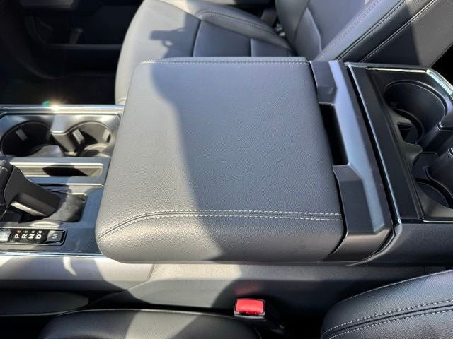 2025 Ford F-150 XLT w/Twin Panel Moonroof + Tailgate Step