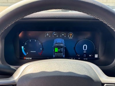 2025 Ford F-150 XLT w/Twin Panel Moonroof + Tailgate Step