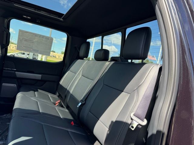 2025 Ford F-150 XLT w/Twin Panel Moonroof + Tailgate Step